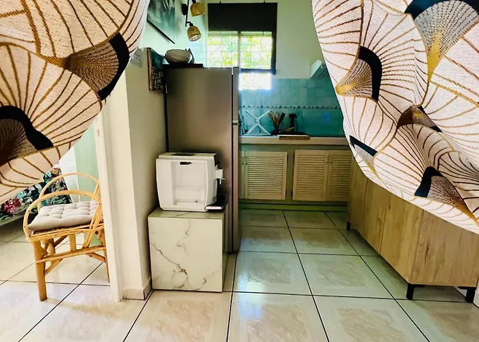 Île tropical lodges